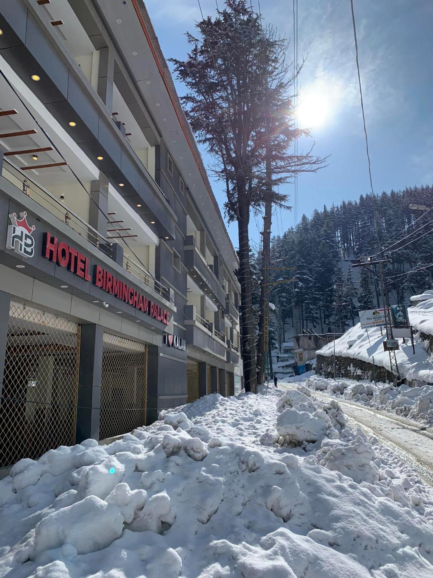 Hotel Birmingham Palace Kalam By Khan Familia Exterior photo